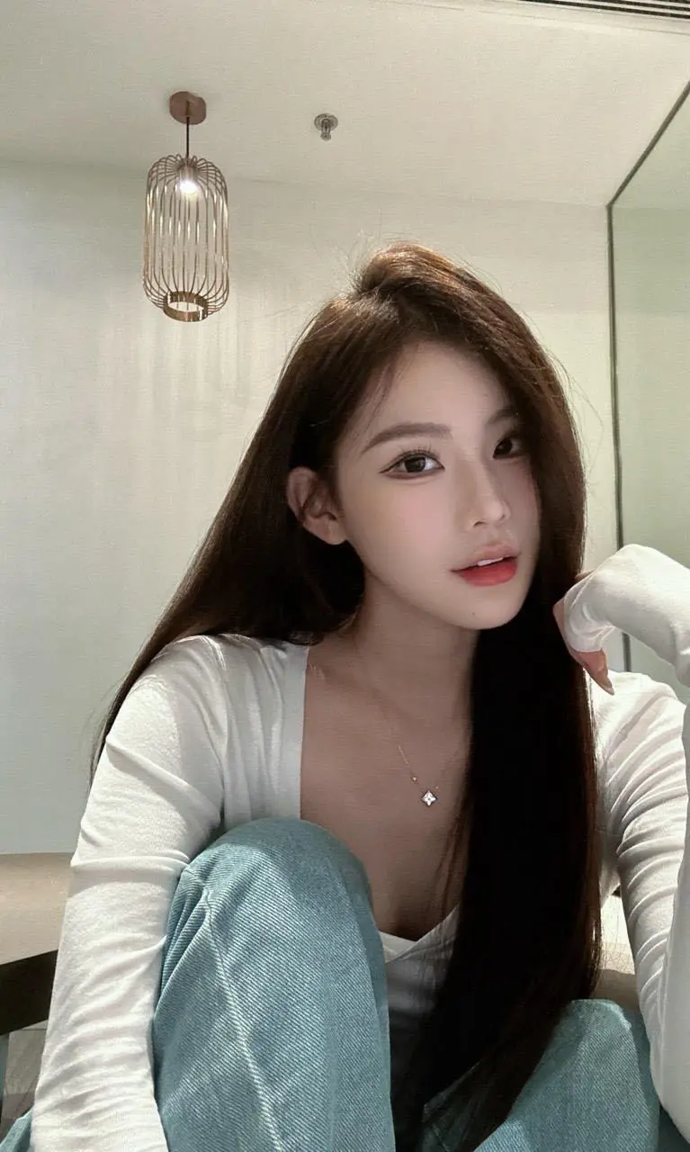 176cm“0差评”女神：一场专为高素质精英定制的“初恋感”浪漫