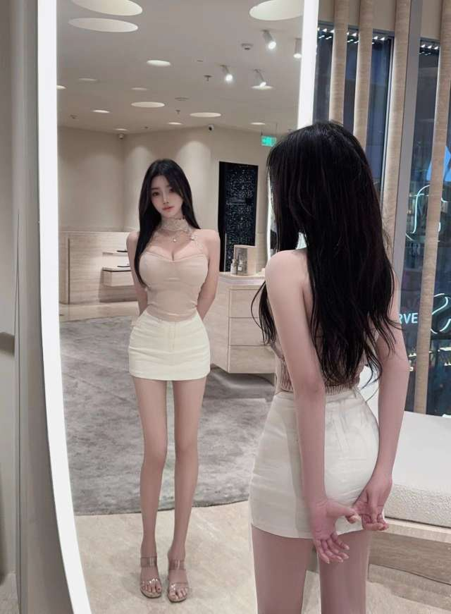 揭秘象牙塔里的“甜蜜”价码：包养一个大学生多少钱，真实成本远超你的想象