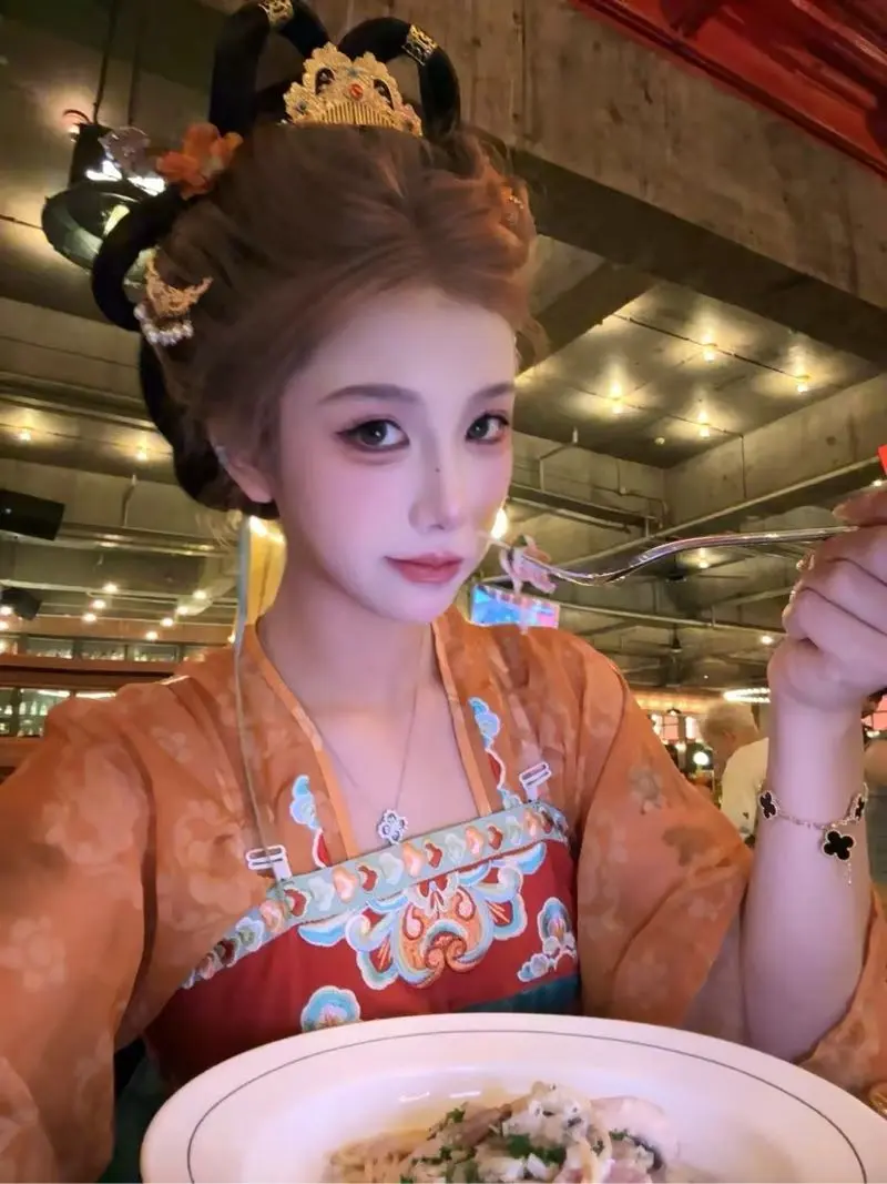 揭秘“外围大圈”的地下法则：一份关于外围价格、流程与“货不对板”的终极避坑指南